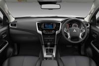 Interieur_Mitsubishi-L200-2019_20
                                                        width=