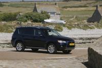 Exterieur_Mitsubishi-Outlander-2011_22