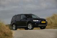 Exterieur_Mitsubishi-Outlander-2011_17