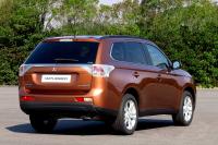 Exterieur_Mitsubishi-Outlander-2012_4