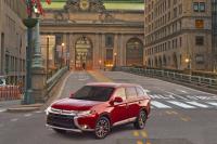 Exterieur_Mitsubishi-Outlander-2016_7