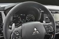 Interieur_Mitsubishi-Outlander-2016_15