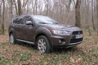 Exterieur_Mitsubishi-Outlander-DI-D-Instyle_6
                                                        width=