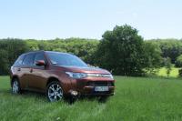 Exterieur_Mitsubishi-Outlander-DI-D_11
                                                        width=