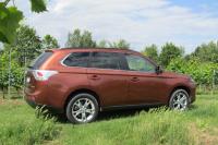 Exterieur_Mitsubishi-Outlander-DI-D_13
                                                        width=