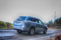 Exterieur_Mitsubishi-Outlander-Electric_10