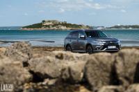 Exterieur_Mitsubishi-Outlander-Hybride-PHEV_6
                                                        width=