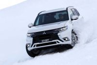 Exterieur_Mitsubishi-Outlander-PHEV-2018_2