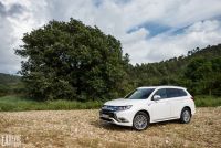 Exterieur_Mitsubishi-Outlander-PHEV-2019_11