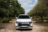 Exterieur_Mitsubishi-Outlander-PHEV-2019_32