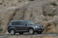 Exterieur_Mitsubishi-Outlander_13
                                                        width=