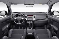 Interieur_Mitsubishi-Outlander_58
                                                        width=