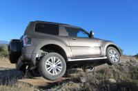 Exterieur_Mitsubishi-Pajero-Court-30TH-Anniversary_10