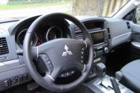 Interieur_Mitsubishi-Pajero-Long-30eme-Anniversaire_26
                                                        width=