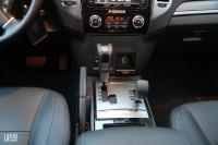 Interieur_Mitsubishi-Pajero-Long-Di-D-Instyle_34