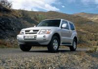 Exterieur_Mitsubishi-Pajero_13