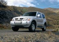 Exterieur_Mitsubishi-Pajero_13