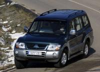 Exterieur_Mitsubishi-Pajero_11