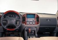 Interieur_Mitsubishi-Pajero_22
                                                        width=