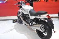 Exterieur_Moto-Guzzi-Grinso-V8-2012_7