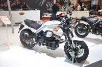 Exterieur_Moto-Guzzi-Grinso-V8-2012_1