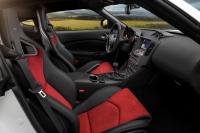 Interieur_Nissan-370z-Nismo-2015-europe_9