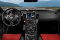 Interieur_Nissan-370z-Nismo-2015-europe_12