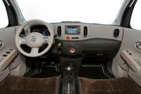 Interieur_Nissan-Cube_35
                                                        width=