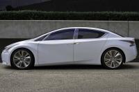 Exterieur_Nissan-Ellure-Concept_13