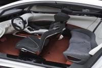 Interieur_Nissan-Ellure-Concept_22
