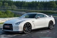 Exterieur_Nissan-GT-R-2011_7