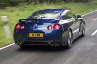 Exterieur_Nissan-GT-R-2011_2