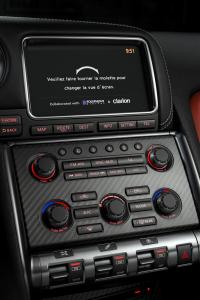 Interieur_Nissan-GT-R-2013_17
                                                        width=