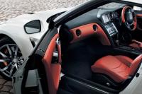 Interieur_Nissan-GTR-2013_21