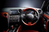 Interieur_Nissan-GTR-2014_9
                                                        width=