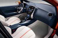 Interieur_Nissan-INVITATION-car_24