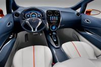 Interieur_Nissan-INVITATION-car_17