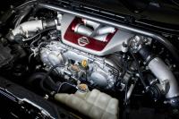 Interieur_Nissan-JUKE-R-001_9