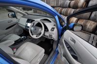 Interieur_Nissan-Leaf-2012_22
                                                        width=