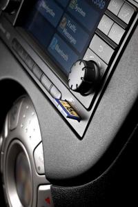 Interieur_Nissan-Micra-2011_25