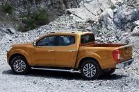 Exterieur_Nissan-Navara-2015_14