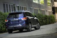 Exterieur_Nissan-Pathfinder-2013_1
                                                        width=