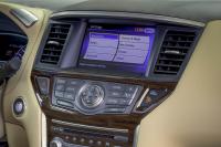 Interieur_Nissan-Pathfinder-2013_18
                                                        width=