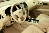 Interieur_Nissan-Pathfinder-Hybrid_8
                                                        width=