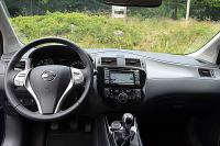 Interieur_Nissan-Pulsar-GT-2015_15