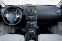 Interieur_Nissan-Qashqai-2010_20