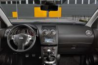 Interieur_Nissan-Qashqai-2012_20