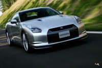 Exterieur_Nissan-Skyline-GT-R_12