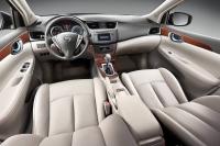 Interieur_Nissan-Sylphy_7