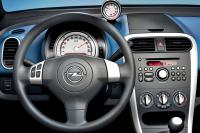 Interieur_Opel-Agila_12
                                                        width=